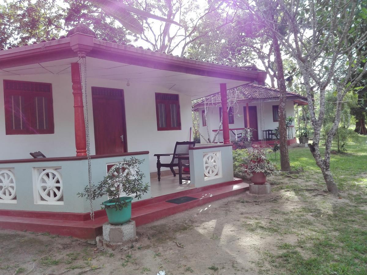 Calm Garden Cabanas Tangalle Bagian luar foto